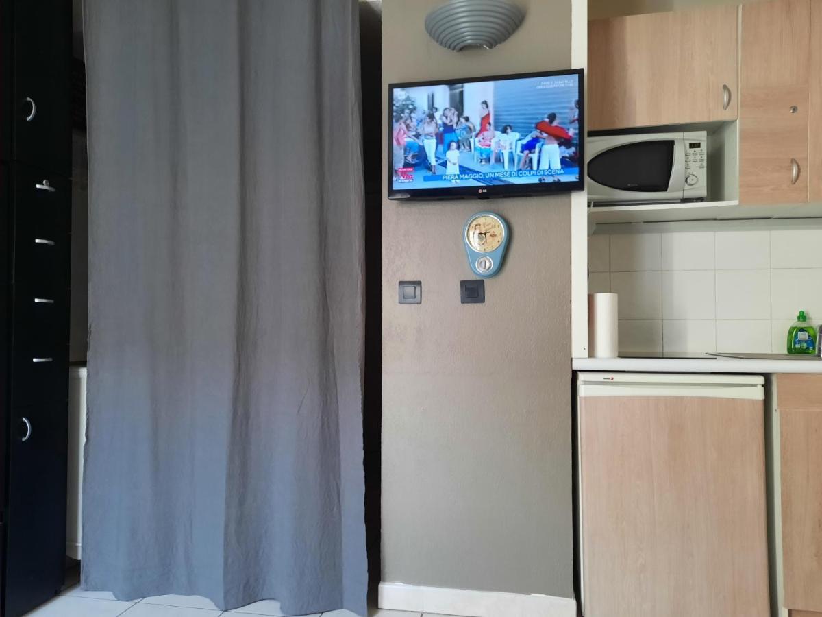 Californie Appartement Nisa Exterior foto